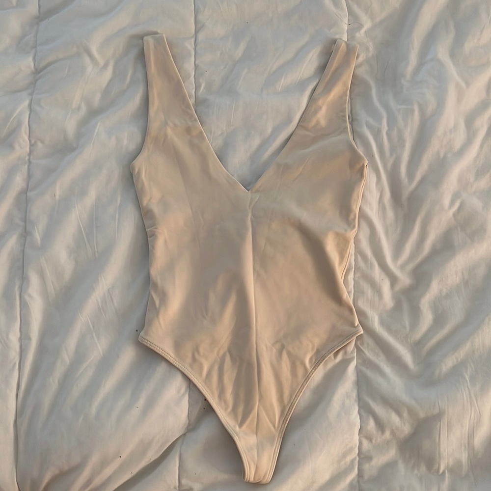 Babaron Contour V-Neck Bodysuit